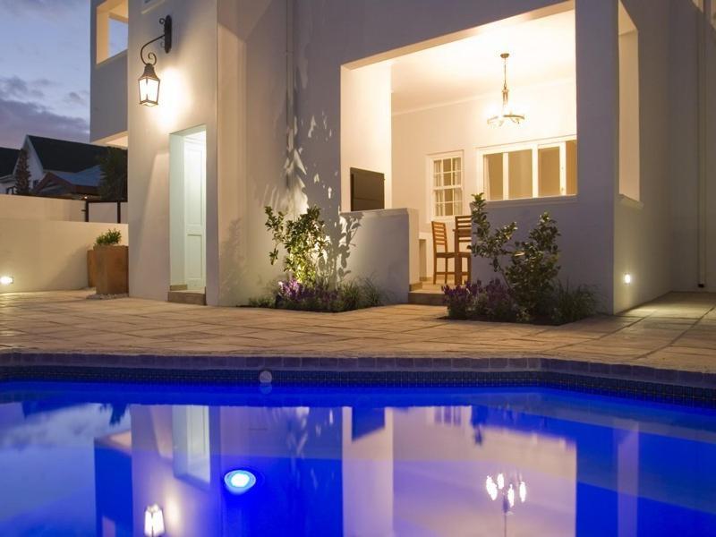 Kenjockity Self Catering Apartments Hermanus Exterior foto