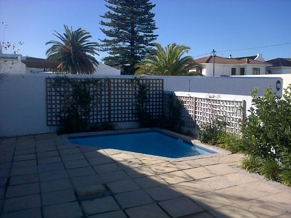 Kenjockity Self Catering Apartments Hermanus Exterior foto